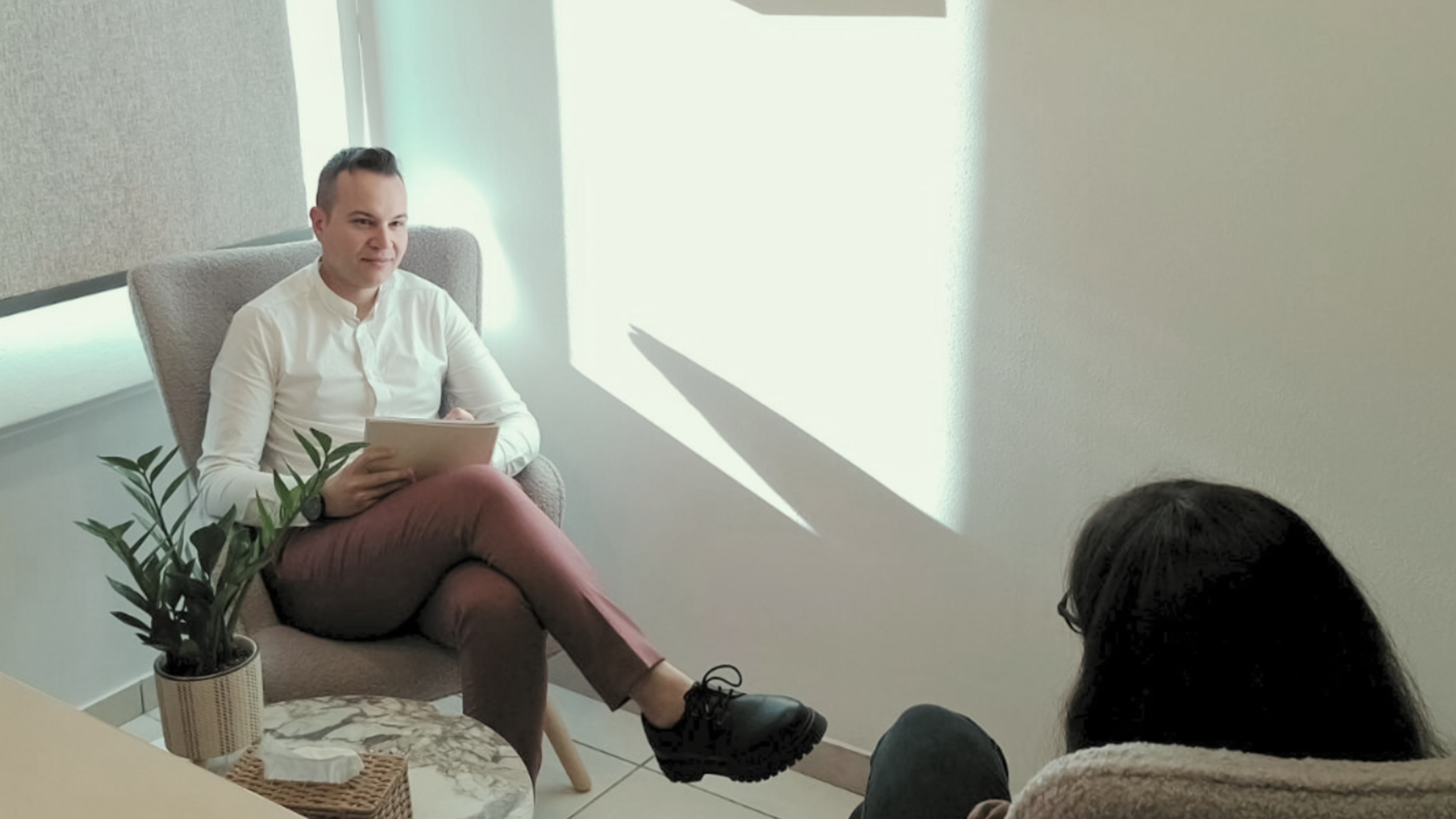 Psychotherapy session with teen